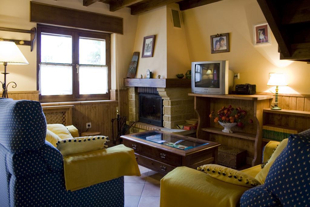 Casa Rural La Regoria Carrena de Cabrales Exterior photo